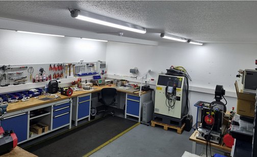 Um unnötige Ausfallzeiten zu vermeiden, reparieren wir möglichst in unserer eigenen Werkstatt!